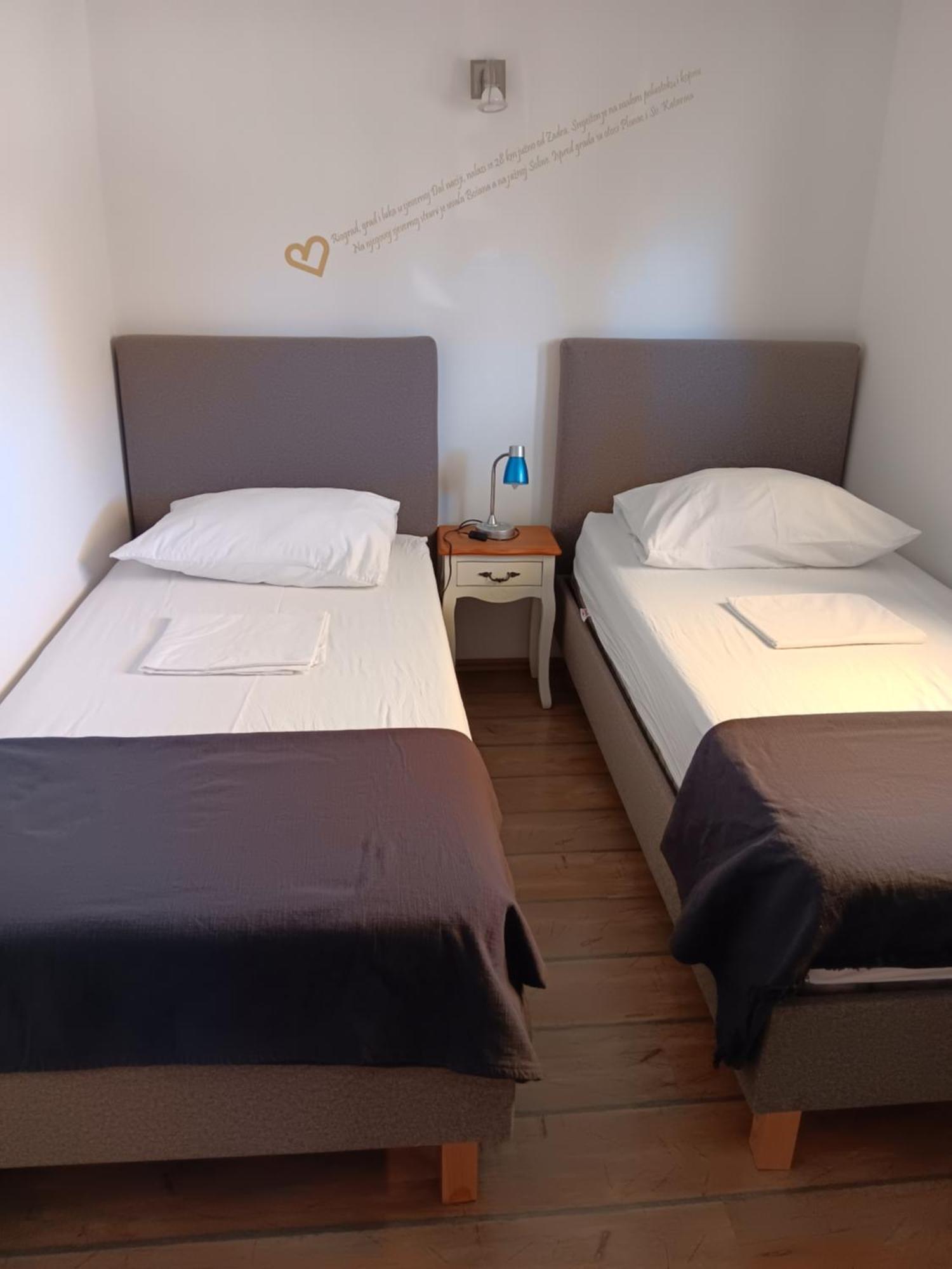 Apartments Emma 비오그라드나모루 외부 사진