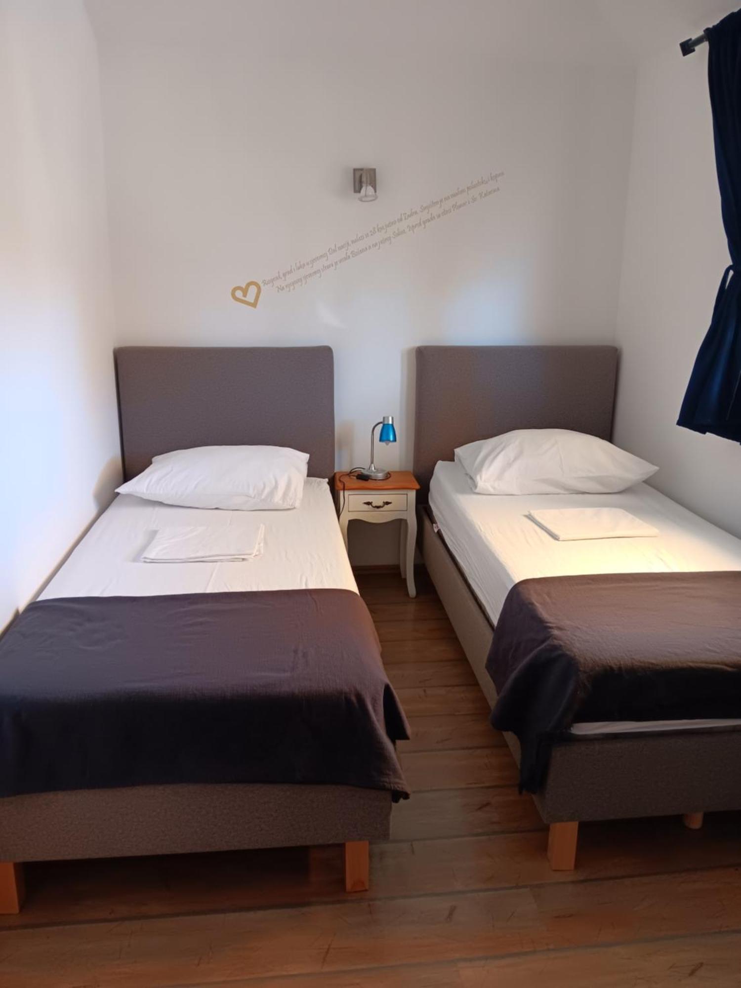 Apartments Emma 비오그라드나모루 외부 사진